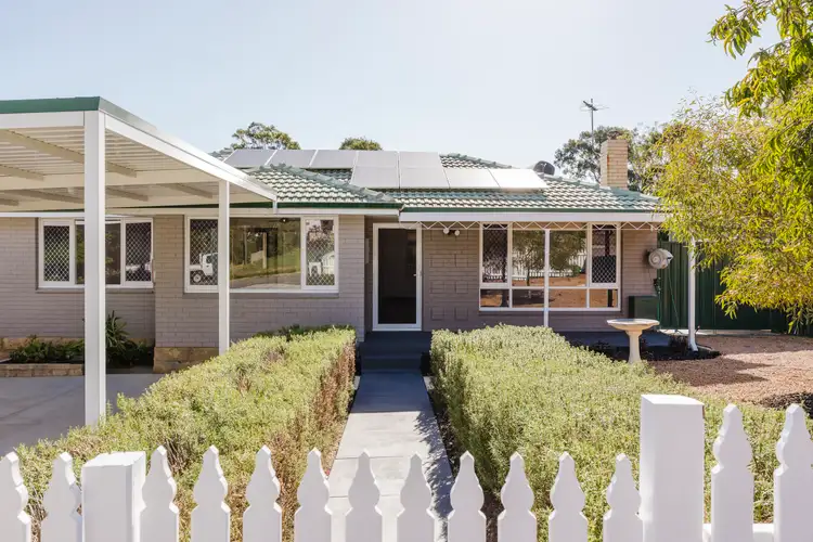 5 Russell Road, Greenmount WA 6056