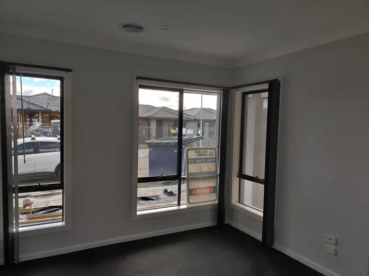 Fifth view of Homely house listing, 7 Daisy Drive, Donnybrook VIC 3064
