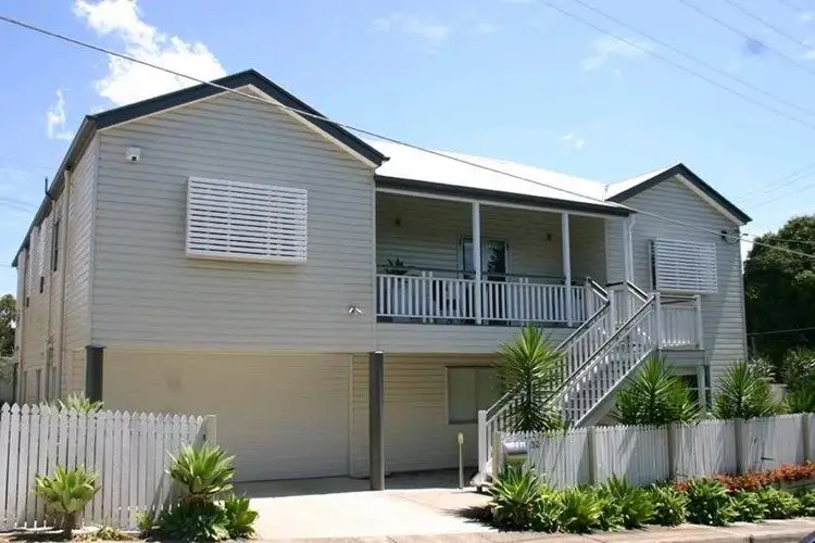 32 South St, Newmarket QLD 4051