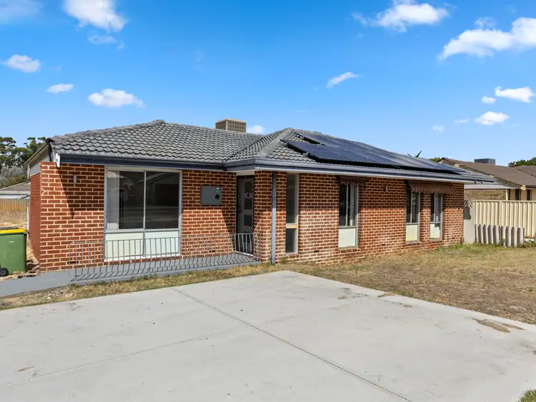 26A Yale Road, Thornlie WA 6108