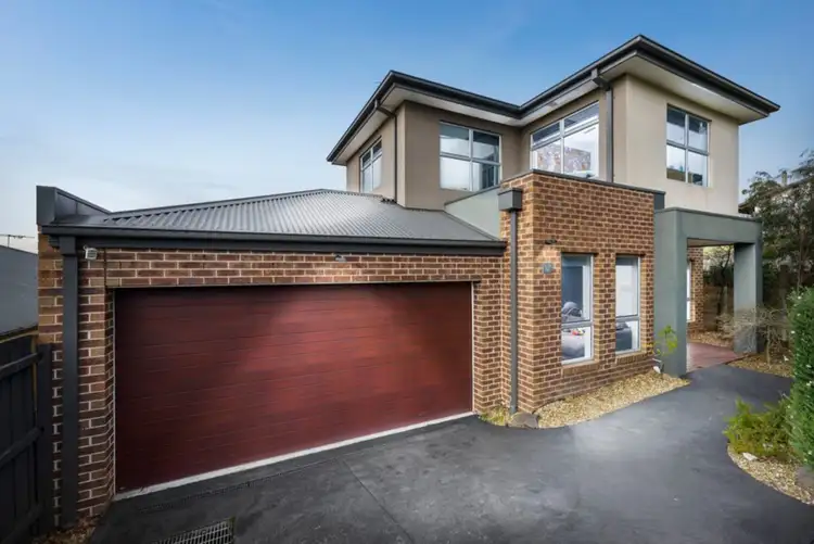 1/27 Stephen St, Gisborne VIC 3437