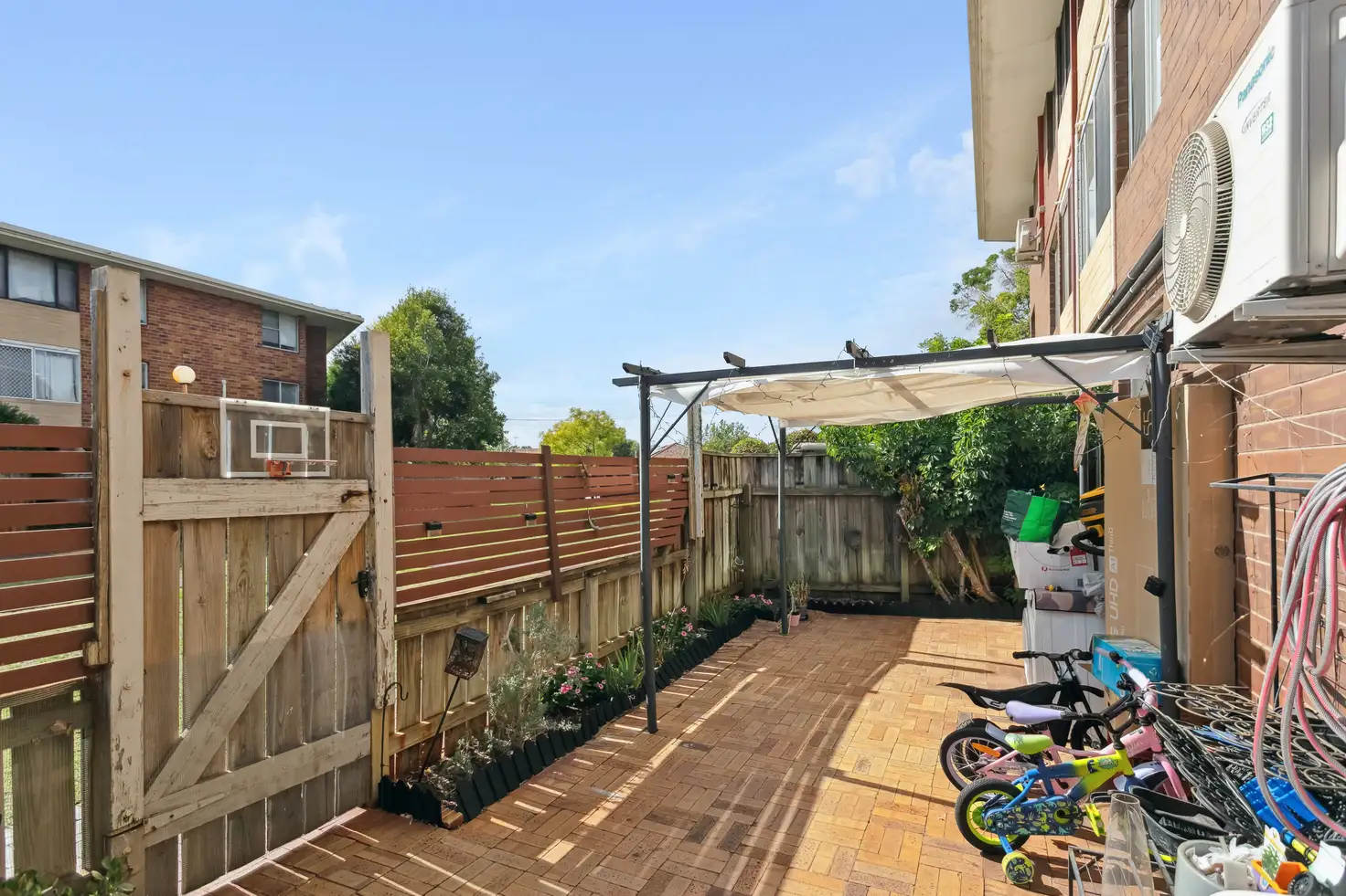 Main view of Homely unit listing, 9E/47 Herdsman Parade, Wembley WA 6014