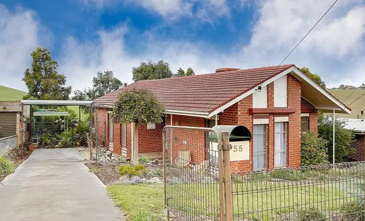 55 Lorraine Crescent, Jacana VIC 3047