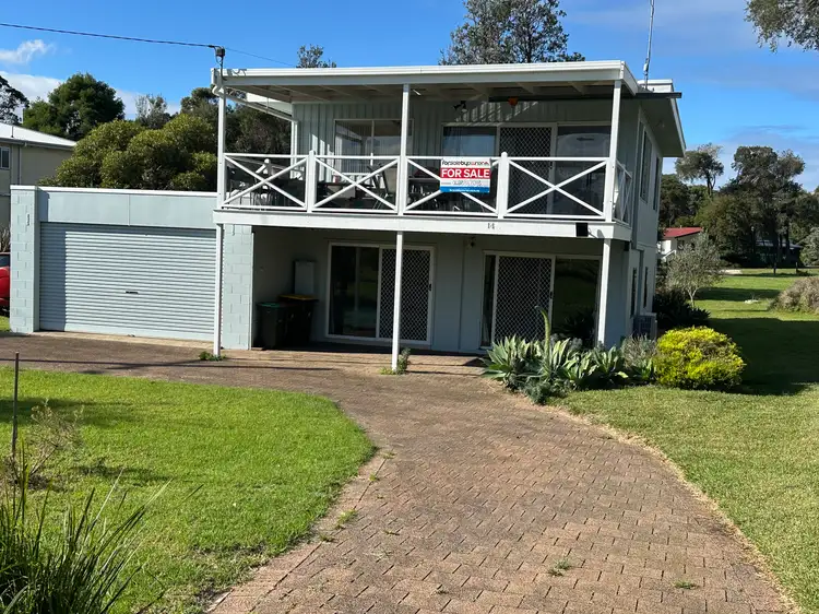 14 Marina Drive, Loch Sport VIC 3851