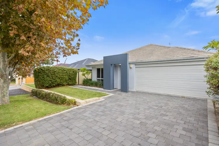 Second view of Homely house listing, 5 Lantern Way, Clarkson WA 6030