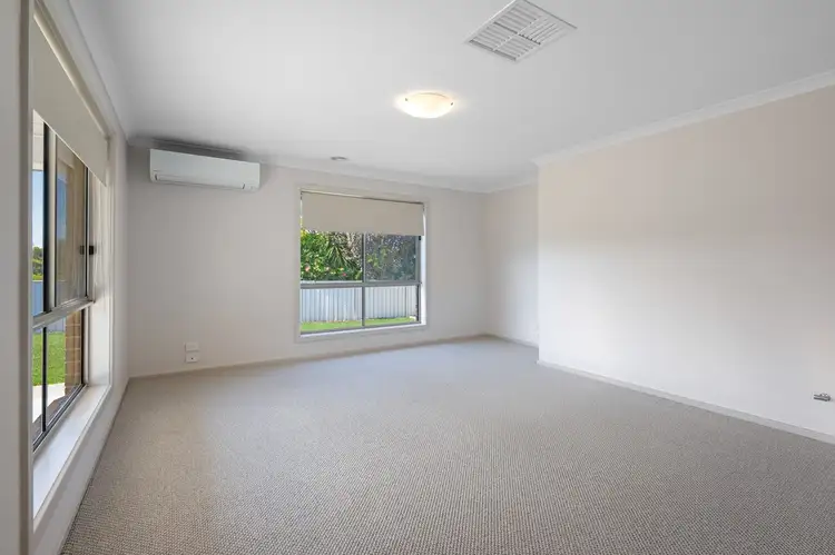 Fourth view of Homely house listing, 8 Killarney Court, West Wodonga VIC 3690
