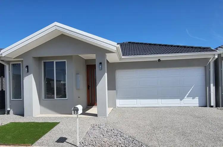 19 Kutjera Street, Manor Lakes VIC 3024