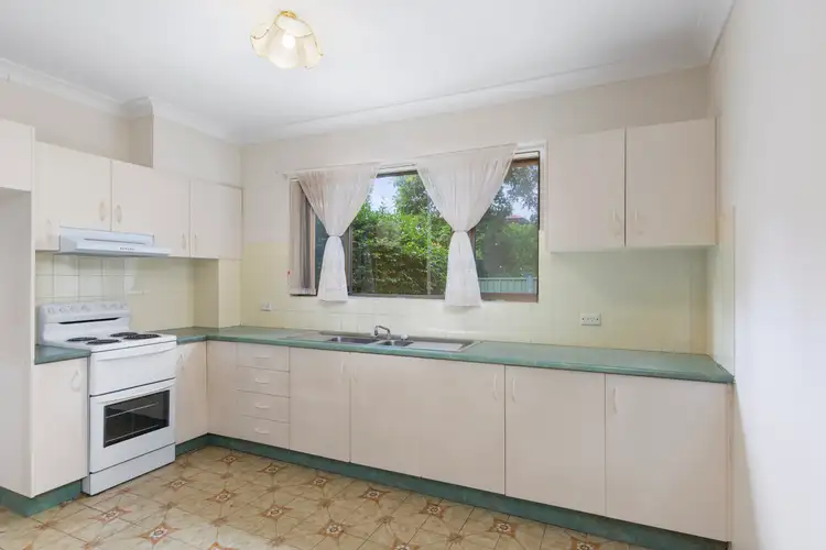 Third view of Homely apartment listing, 4/2 The Avenue, Corrimal NSW 2518