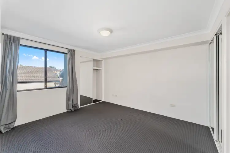 Fifth view of Homely apartment listing, 7/2 Wattlebird Loop, Joondalup WA 6027