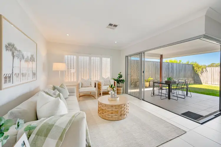 74 Halpine Parade, Warner QLD 4500