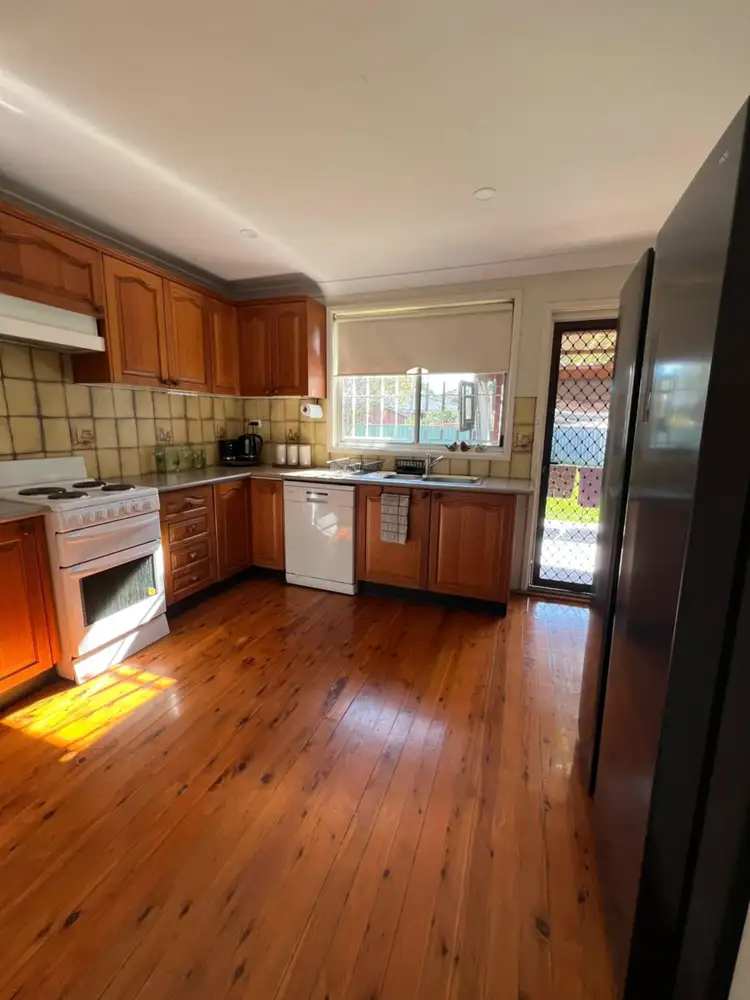 Sixth view of Homely house listing, 12 Comberford Close, Prairiewood NSW 2176