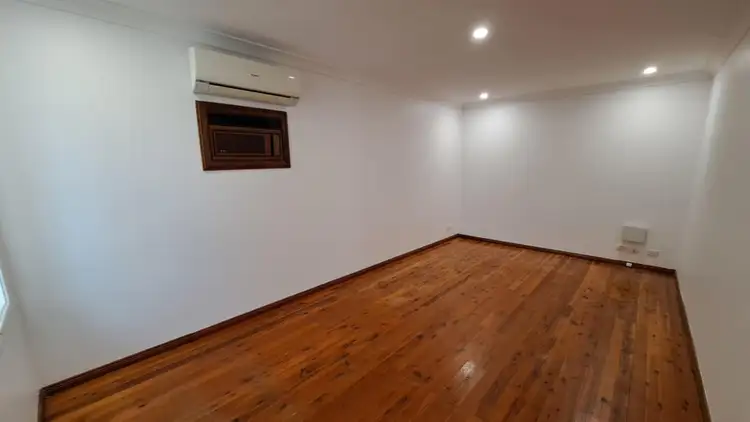 Sixth view of Homely house listing, 12 Comberford Close, Prairiewood NSW 2176