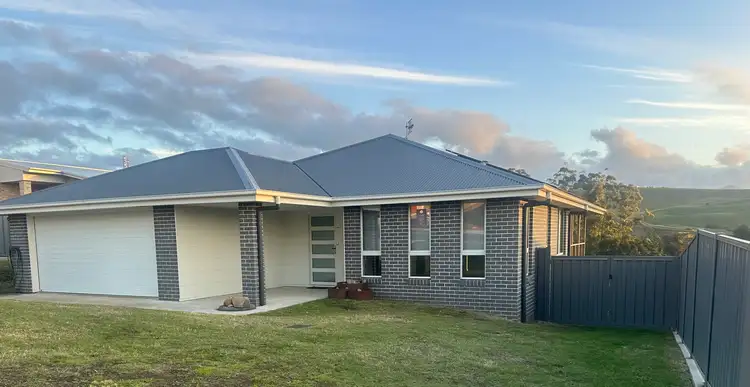 8 Sue Napier Drive, Ulverstone TAS 7315