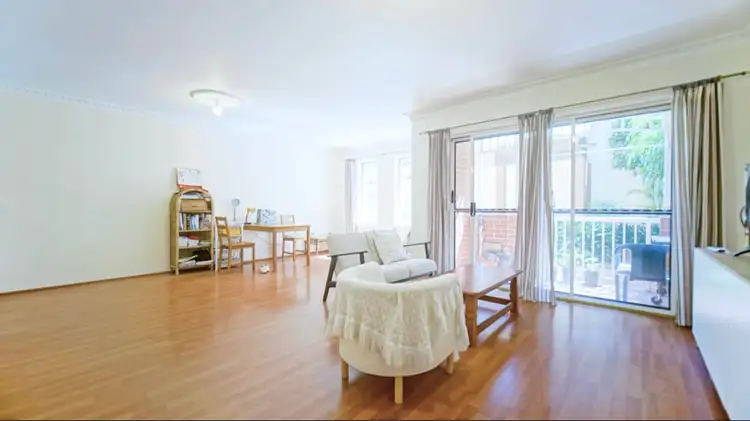 2/67 Woniora Road, Hurstville NSW 2220