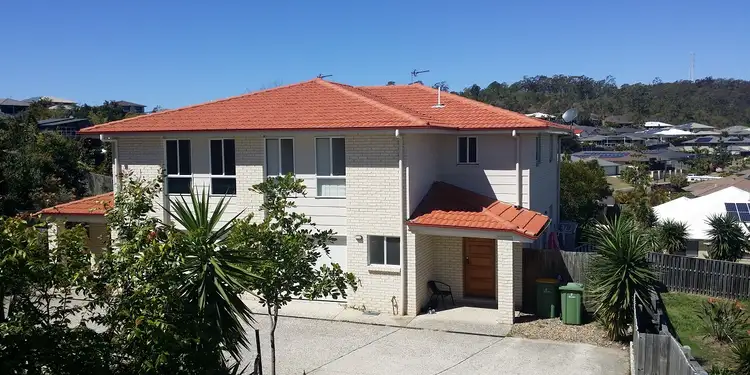 3/133 Wunburra Cir, Pacific Pines QLD 4211