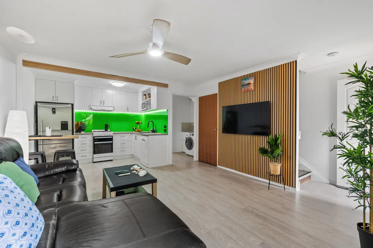 Main view of Homely townhouse listing, 28/14 Kensington Place, Birkdale QLD 4159