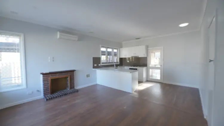 5 Curan St, Coolbellup WA 6163