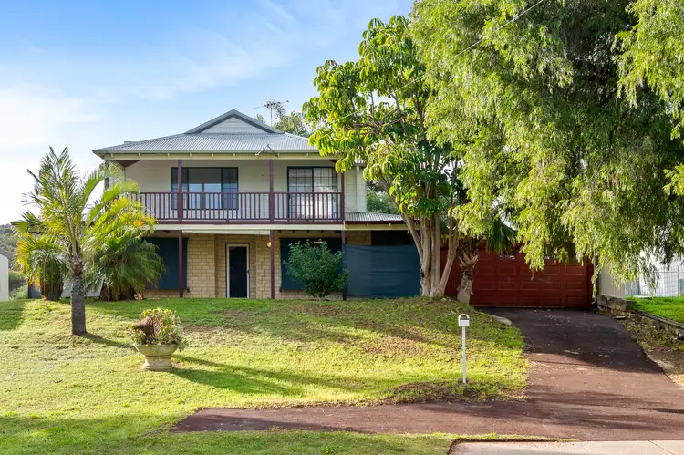 18 Minderoo Crescent, Golden Bay WA 6174