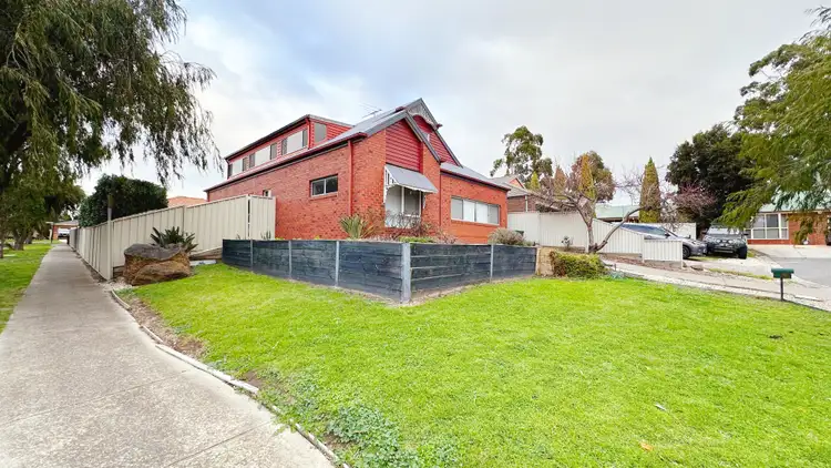 3 The Creek Approach, Craigieburn VIC 3064