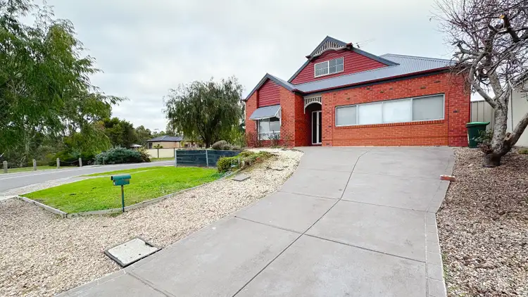 Second view of Homely house listing, 3 The Creek Approach, Craigieburn VIC 3064