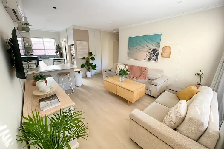 Main view of Homely unit listing, 2/17 Cavendish Street, Semaphore SA 5019