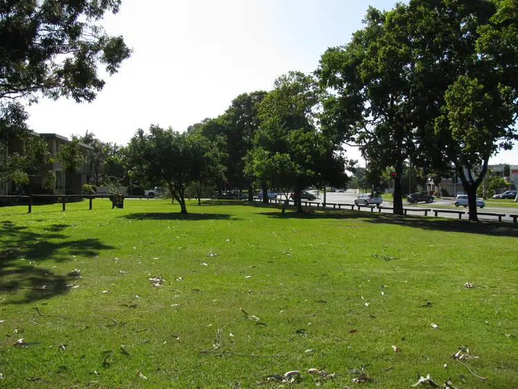 Third view of Homely unit listing, 8/2 Oceanic Drive, Mermaid Waters QLD 4218