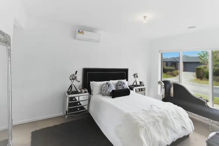 Seventh view of Homely house listing, 10 Pointer Drive, Pakenham VIC 3810