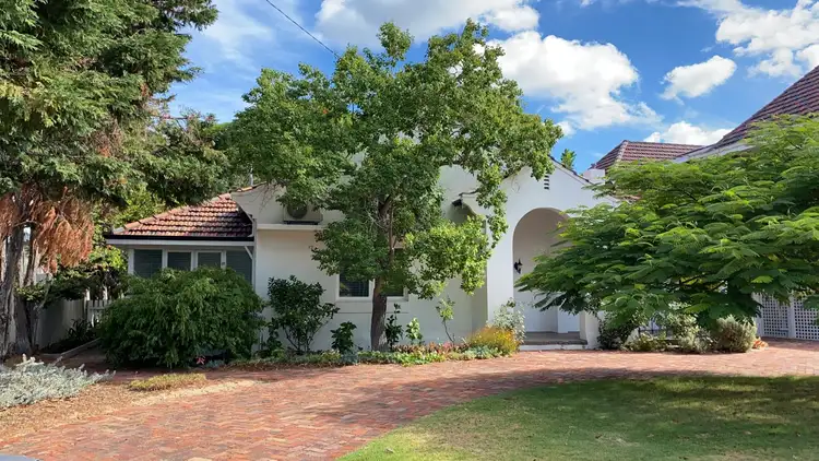 14 Carrington Street, Nedlands WA 6009