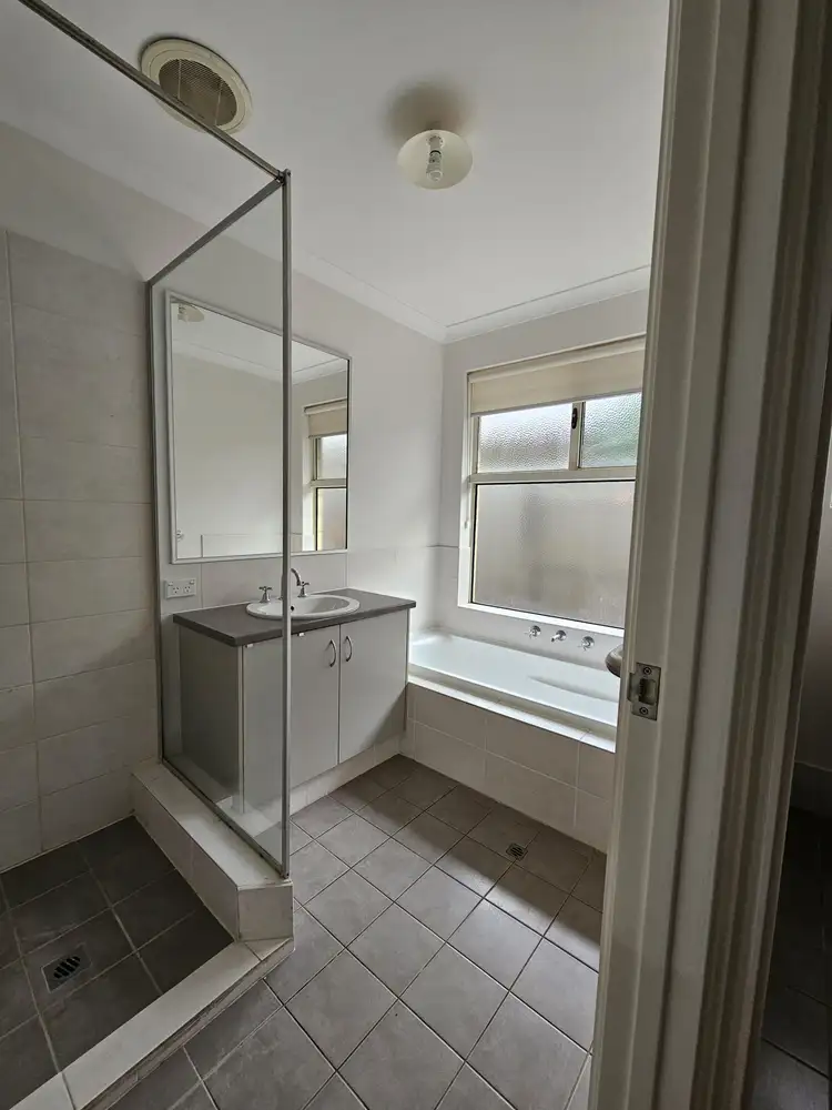 Sixth view of Homely house listing, 28 Astrolabe Way, Swan View WA 6056