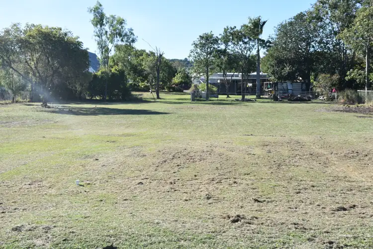 32 Leslie St, Thangool QLD 4716