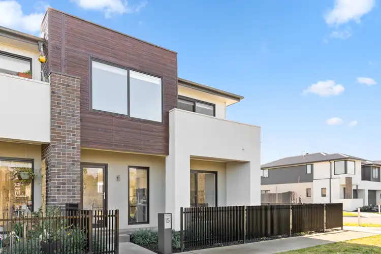15 Terracotta Walk, Officer VIC 3809