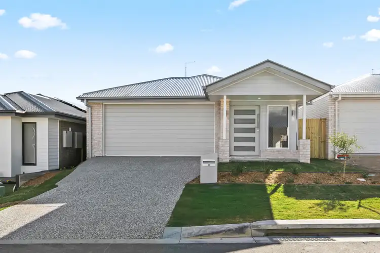 8 Rowan Street, Ripley QLD 4306