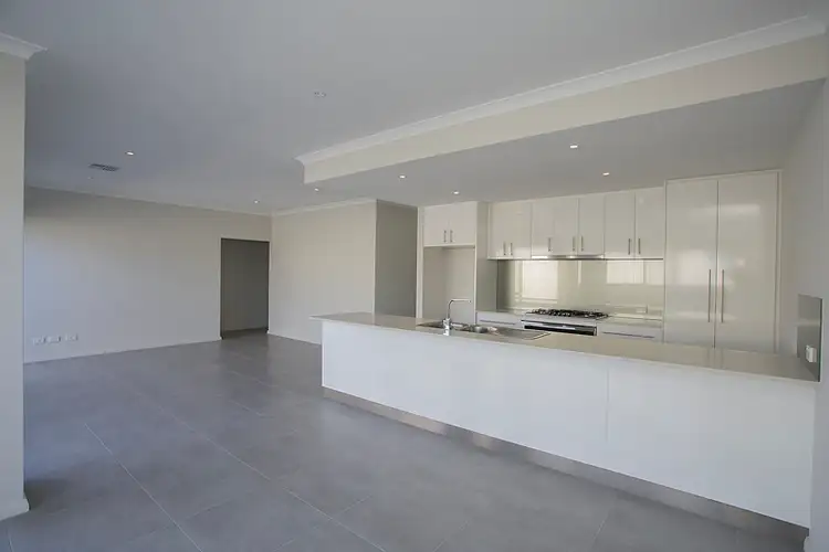 4/46 Kinsella Street, Joondanna WA 6060