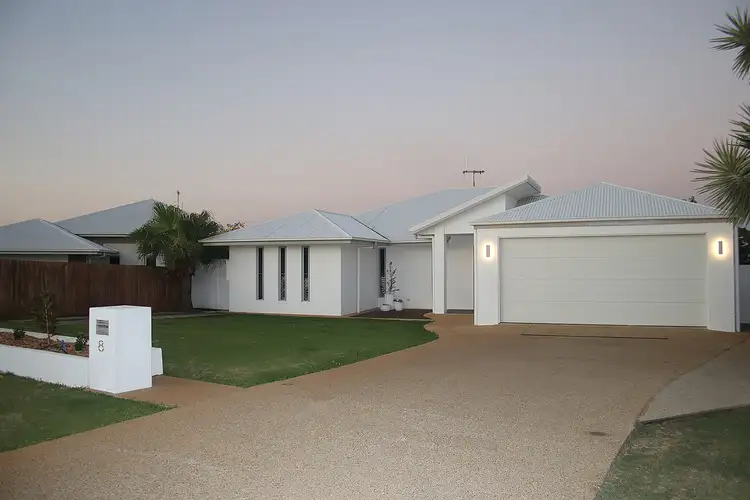 8 Hillcrest Court, Bargara QLD 4670