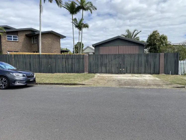 181A Long Street, Point Vernon QLD 4655
