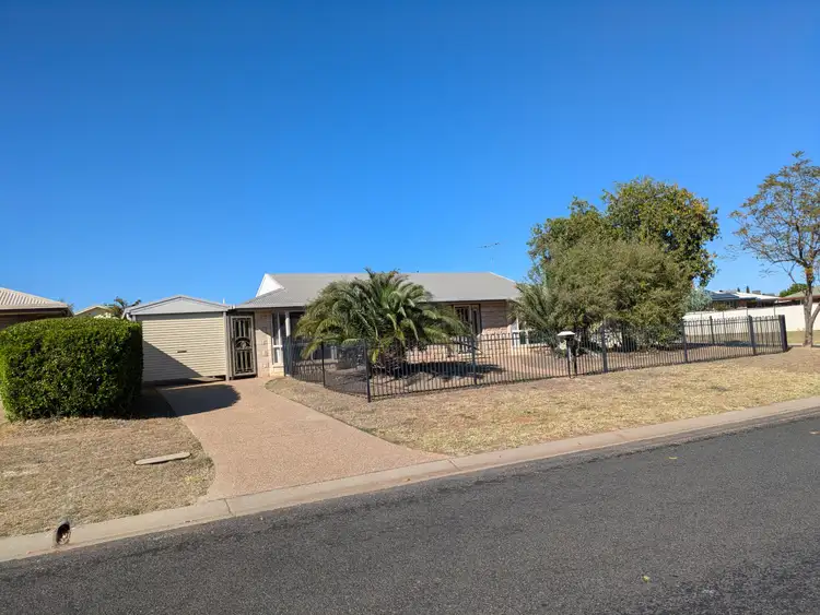9 Jeppesen Drive, Emerald QLD 4720