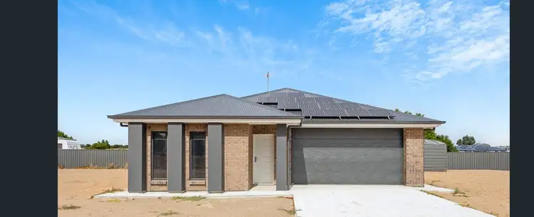 8 Riley Road, Wellington East SA 5259