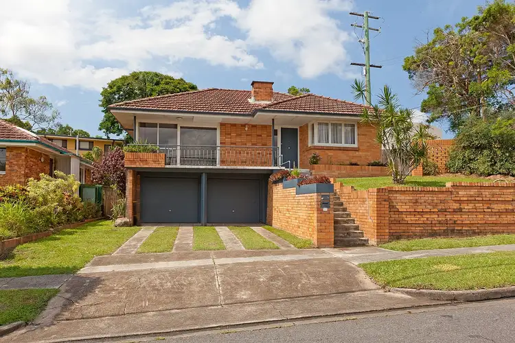 576 Cavendish Road, Coorparoo QLD 4151