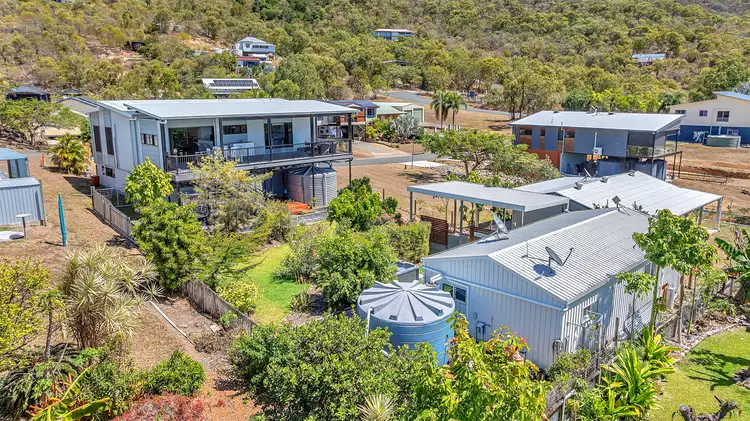 9 Roseric Crescent, Hideaway Bay QLD 4800