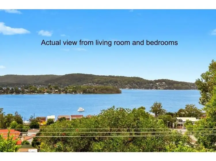 15 Hughes Street, Point Clare NSW 2250