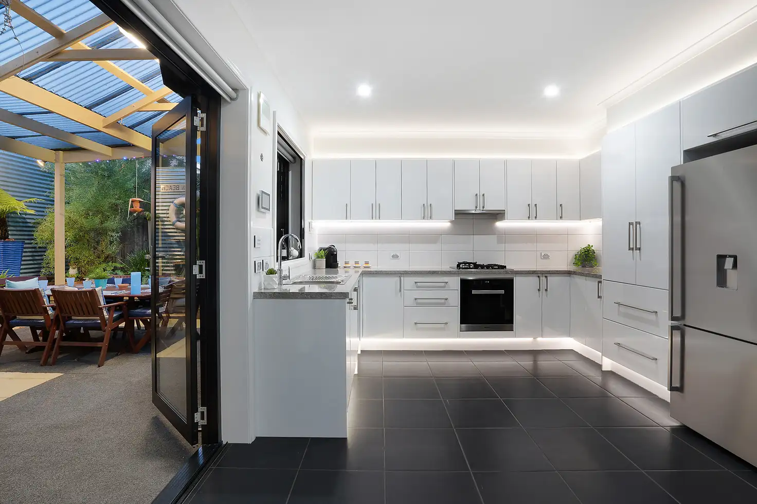 Main view of Homely unit listing, 4/3 Pevensey Street, Geelong VIC 3220