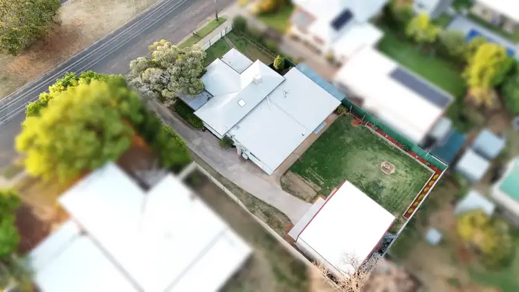 11 Windmill Road, Chinchilla QLD 4413