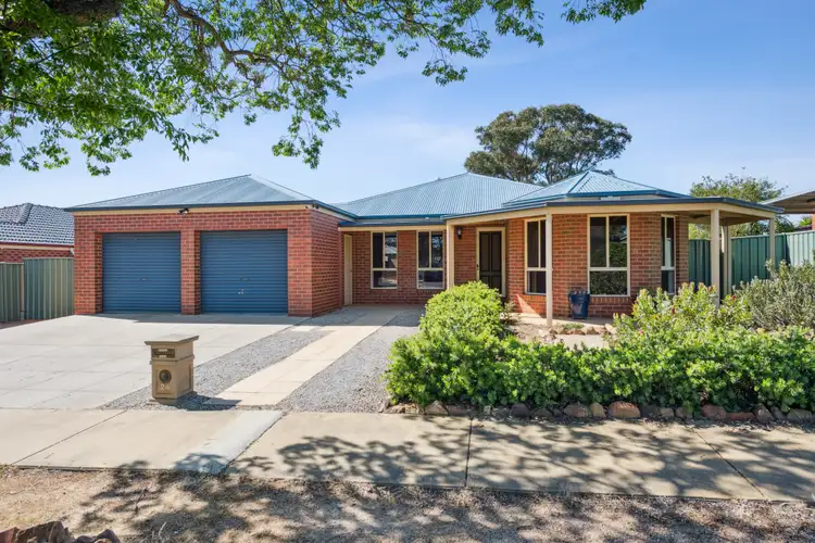 24 Parkway Drive, Strathfieldsaye VIC 3551