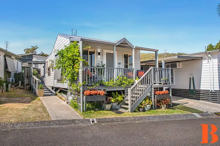 16 Second Avenue, Green Point NSW 2251