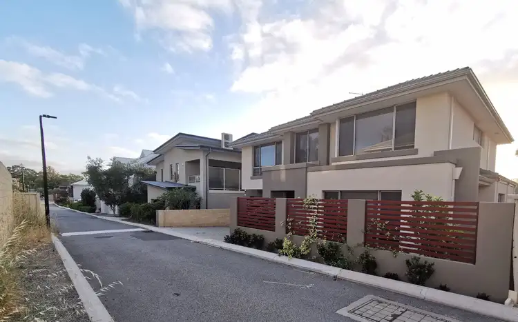 72a Burniston St, Scarborough WA 6019