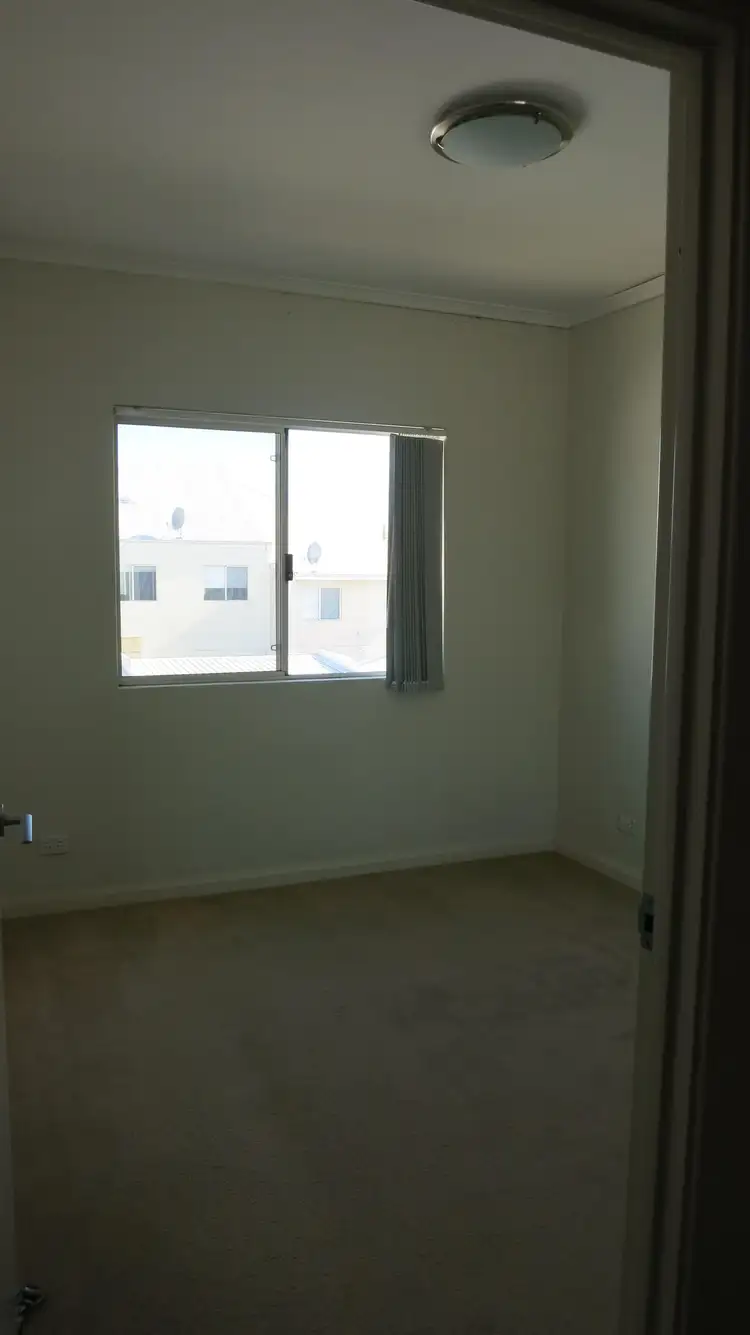 Seventh view of Homely townhouse listing, 276 Ocean  Keys  Boulevard, Clarkson WA 6030