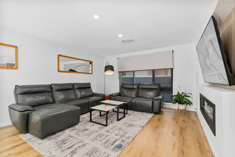 6/7 Hanlon Close, Minto NSW 2566