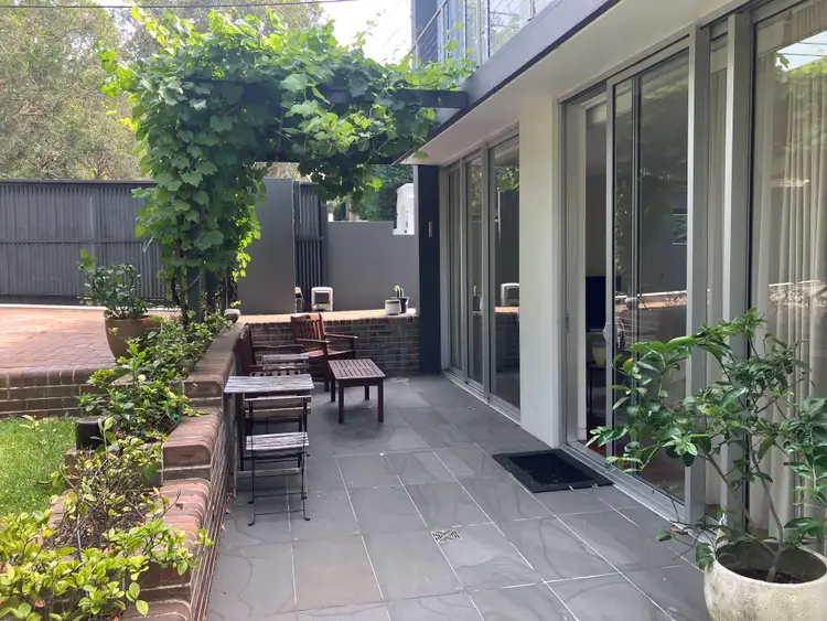 15 Fernleigh Ave, Rose Bay NSW 2029