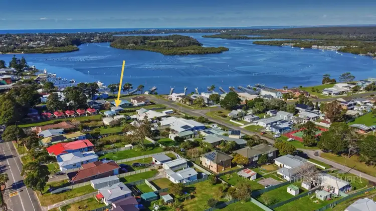 27 South Street, Greenwell Point NSW 2540