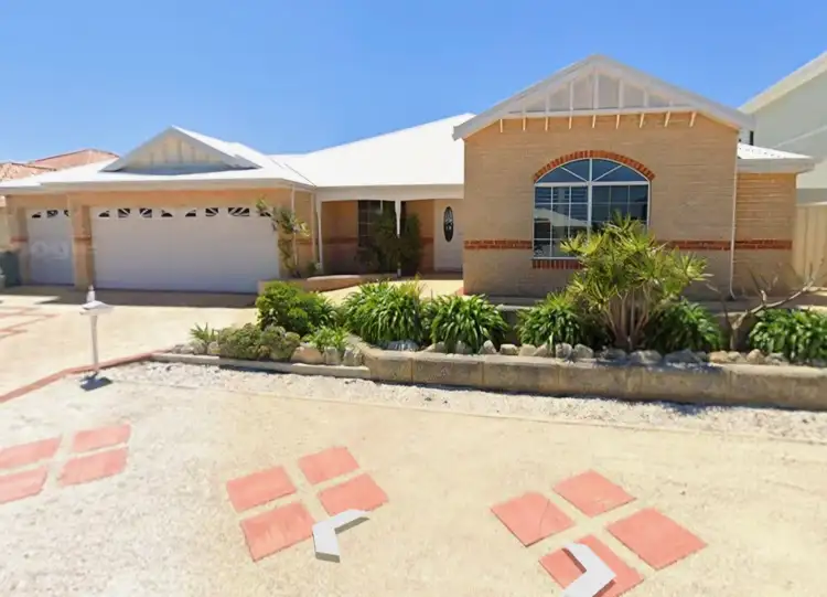 15 Australis Circle, Wannanup WA 6210